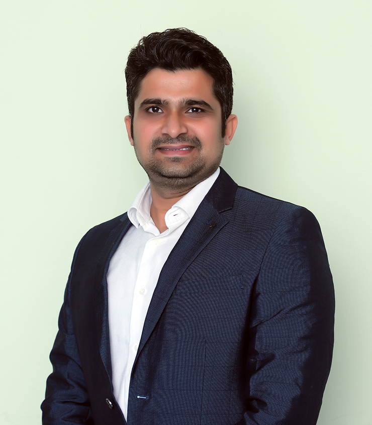 Dr Nisarg Thakkar Img